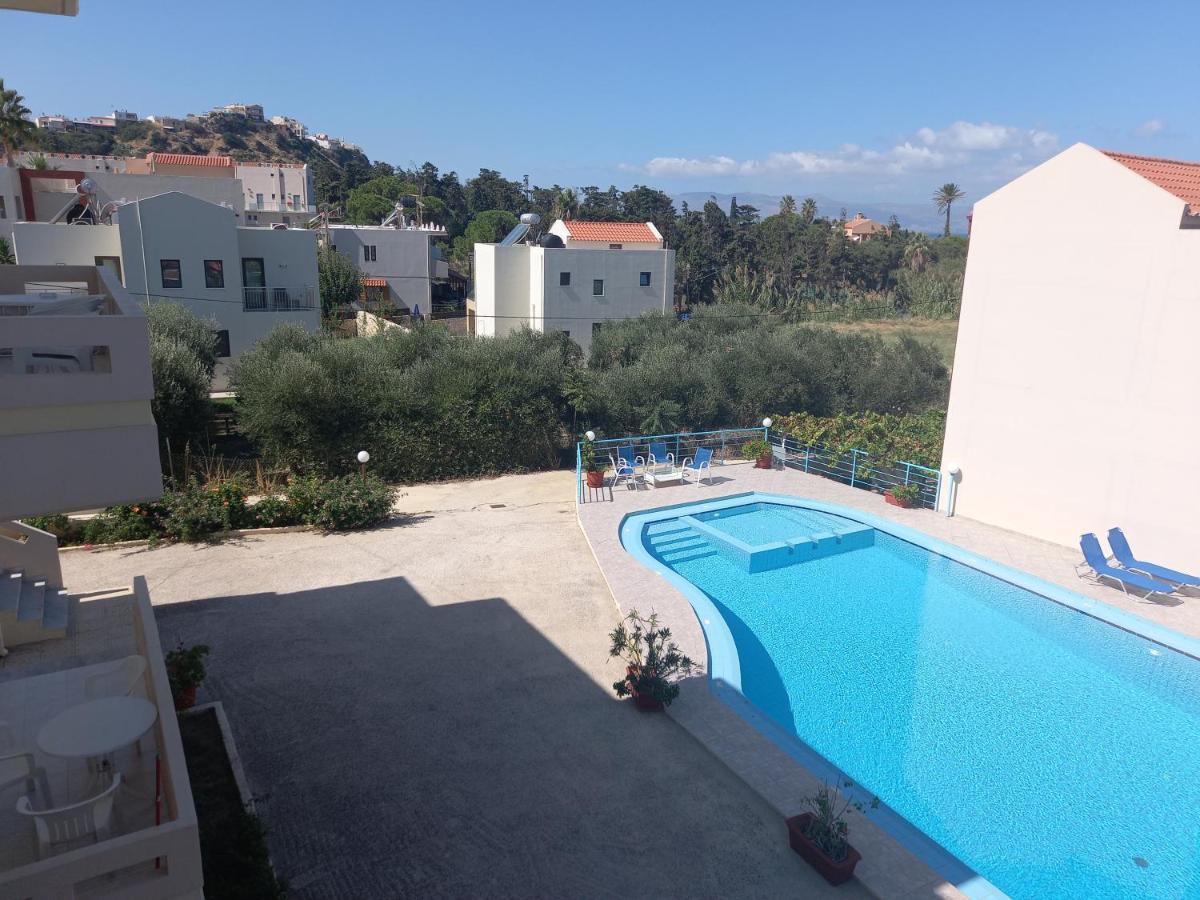 Michalis Litinas Apartments Agia Marina  ภายนอก รูปภาพ