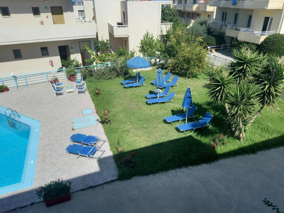 Michalis Litinas Apartments Agia Marina  ภายนอก รูปภาพ